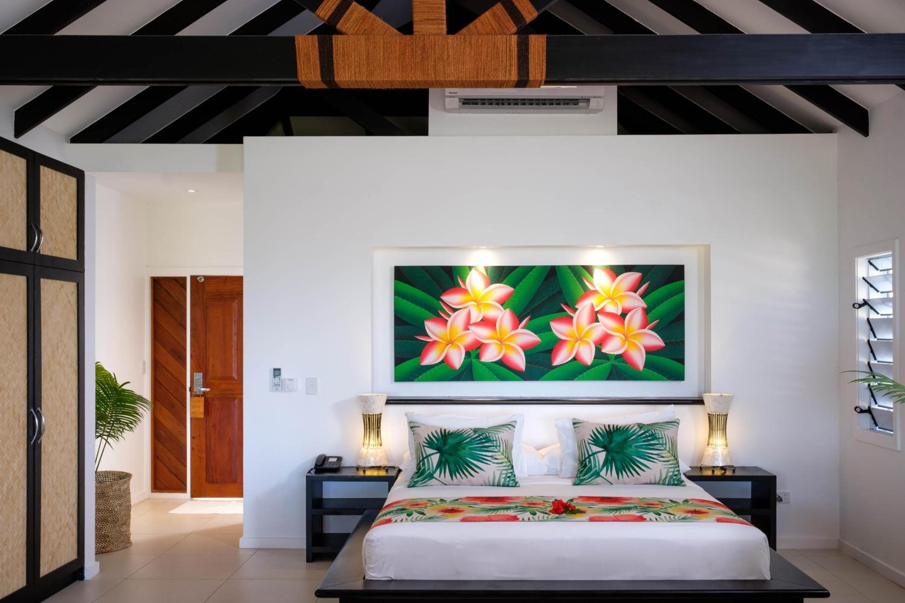 Lomani Island Resort & Spa property photograph