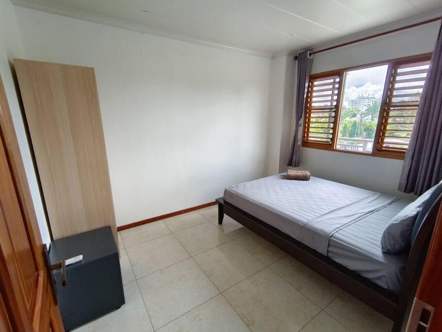 2 bedroom Apartment property photograph