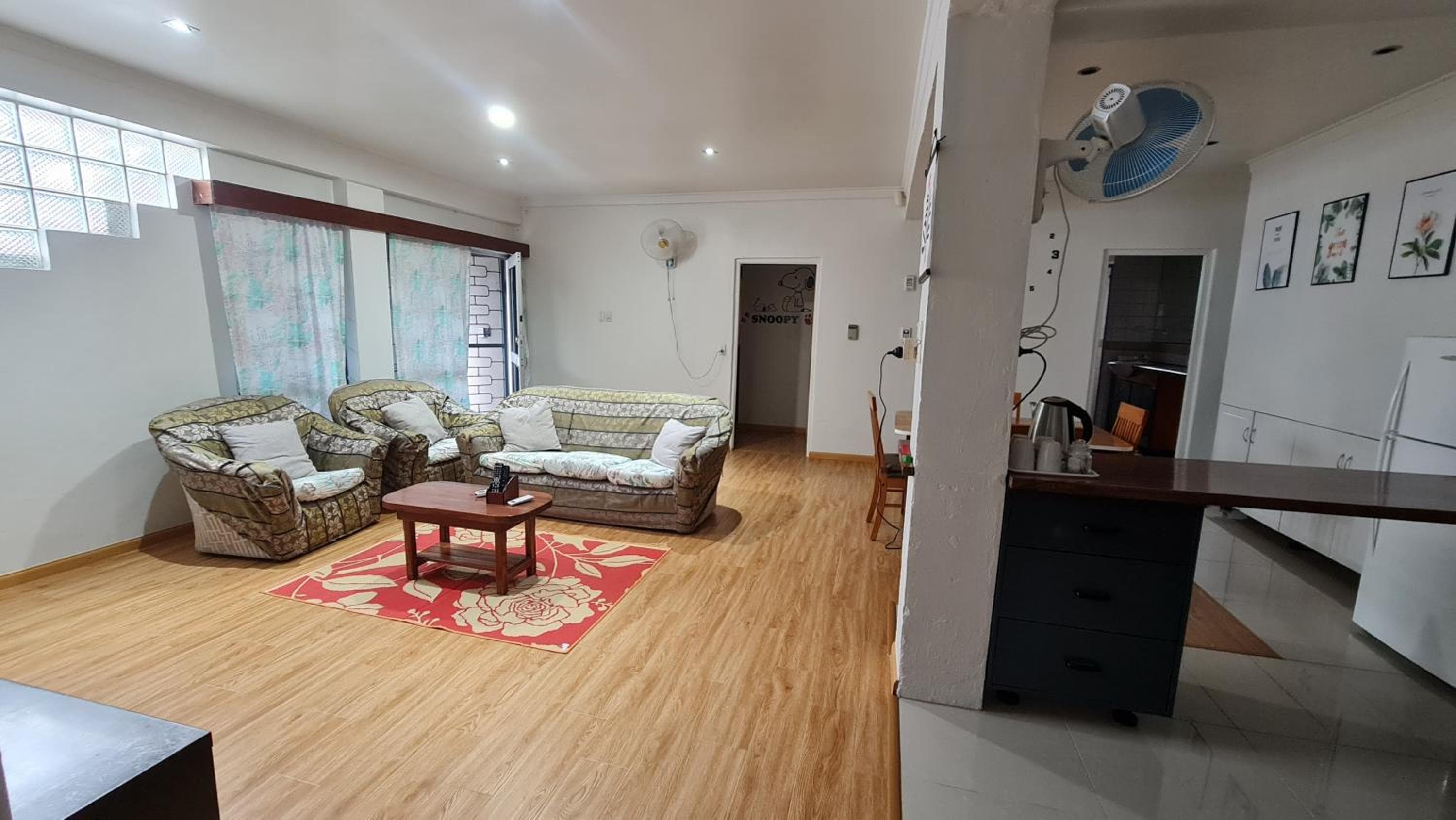 Spacious 3 BRM Apartment property photograph