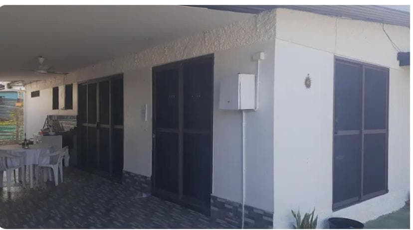 Property photograph of Entire 3 bedroom Fully Furnished House, 6 Guests