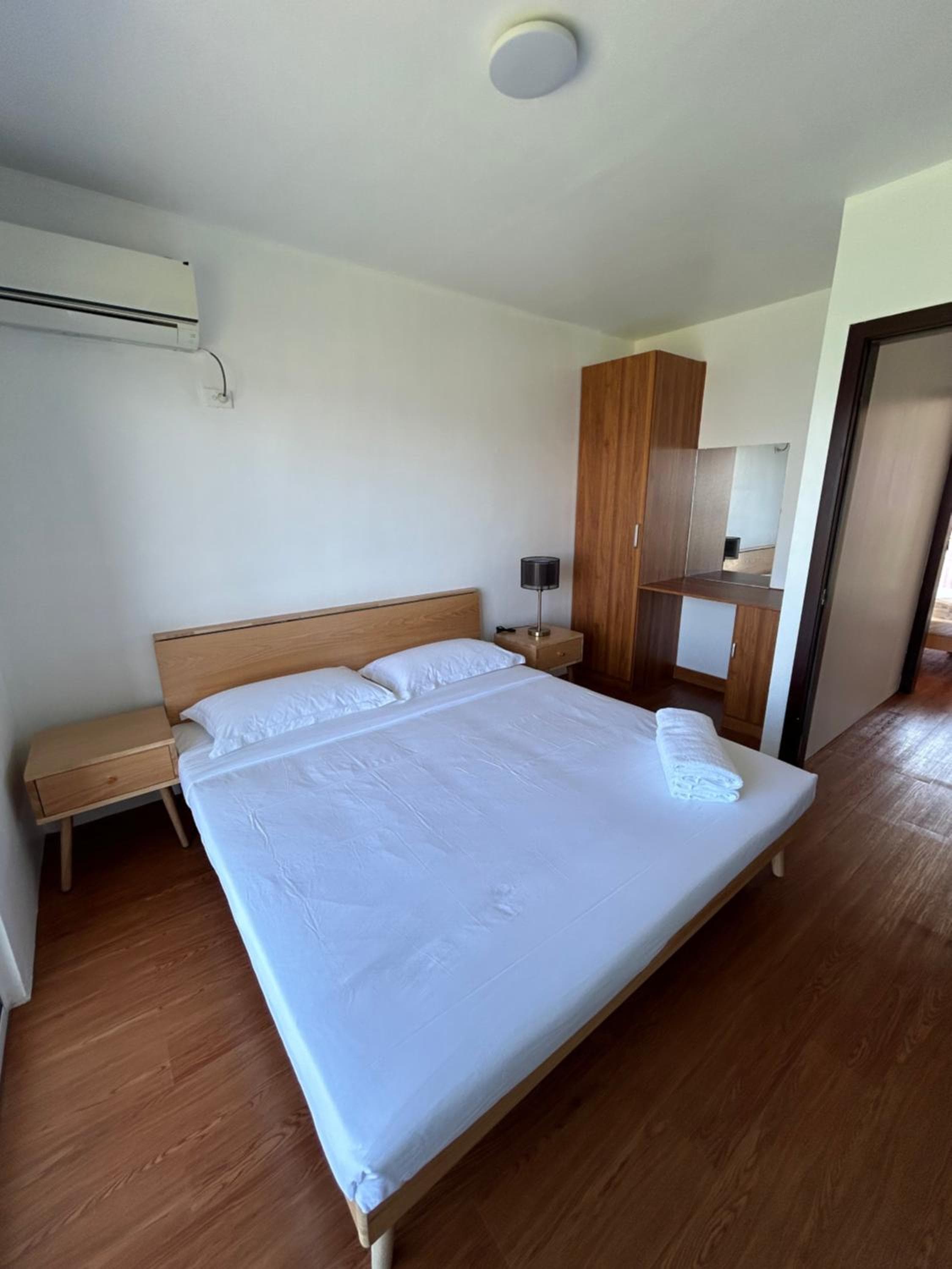 Easy Apt property photograph