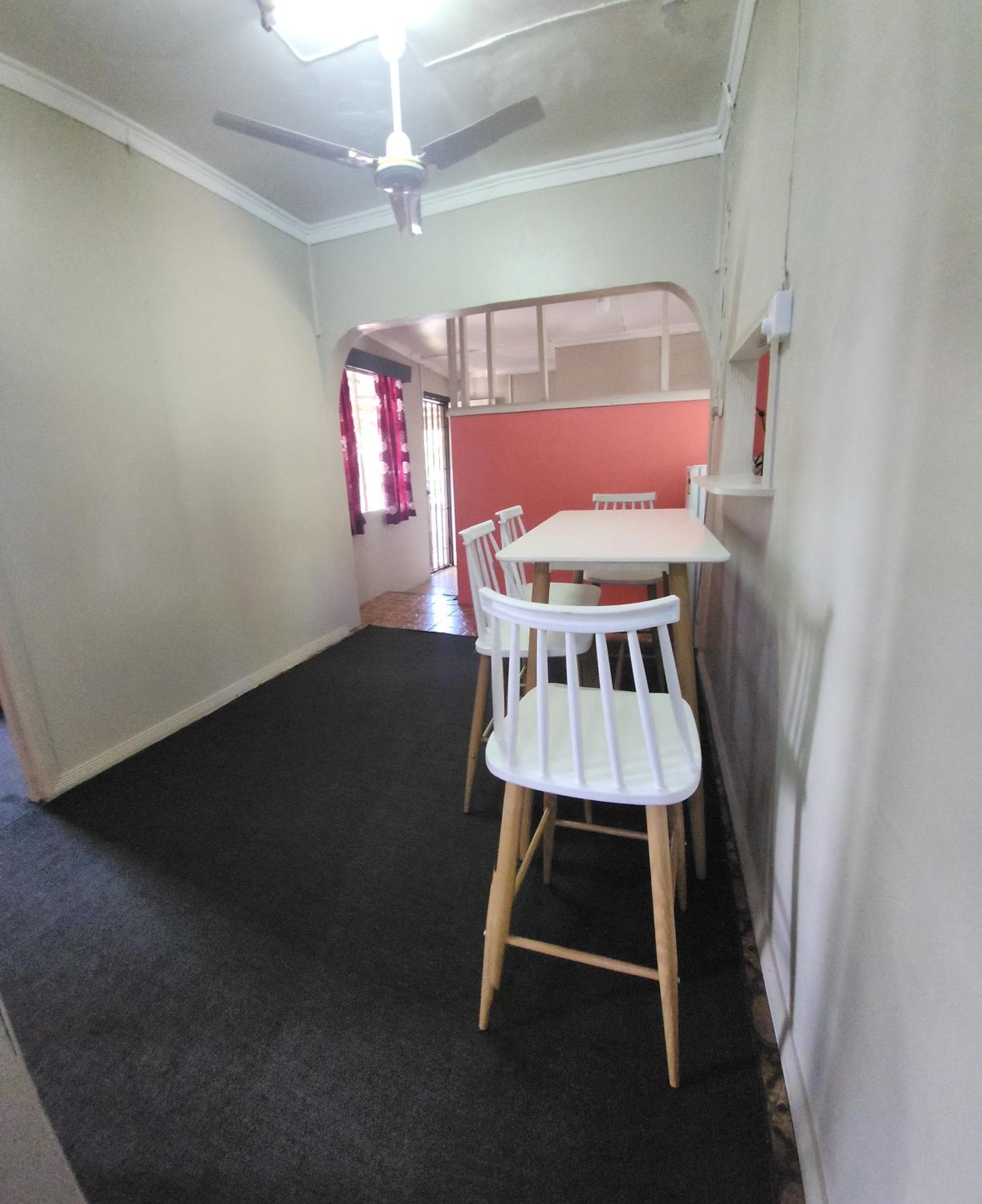 2 Bedroom Centrally Located Apartment property photograph