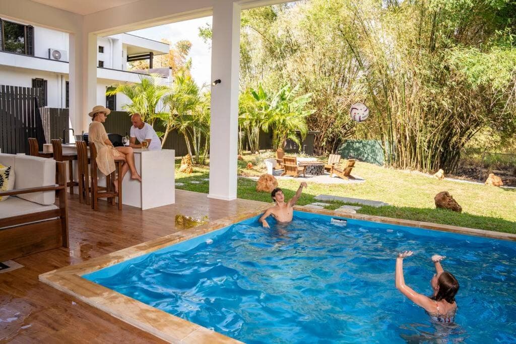 Heaven Retreat with Minigolf, pool, fire pit, BBQ property photograph