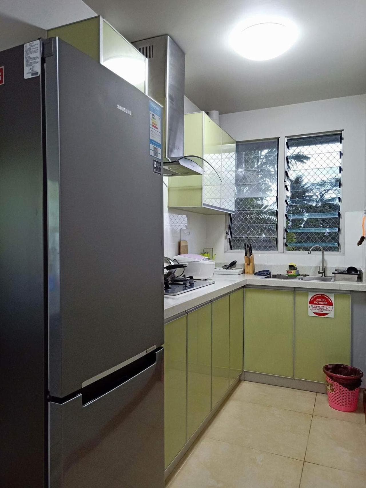 Two bedroom -King sized bedroom-Free parking property photograph