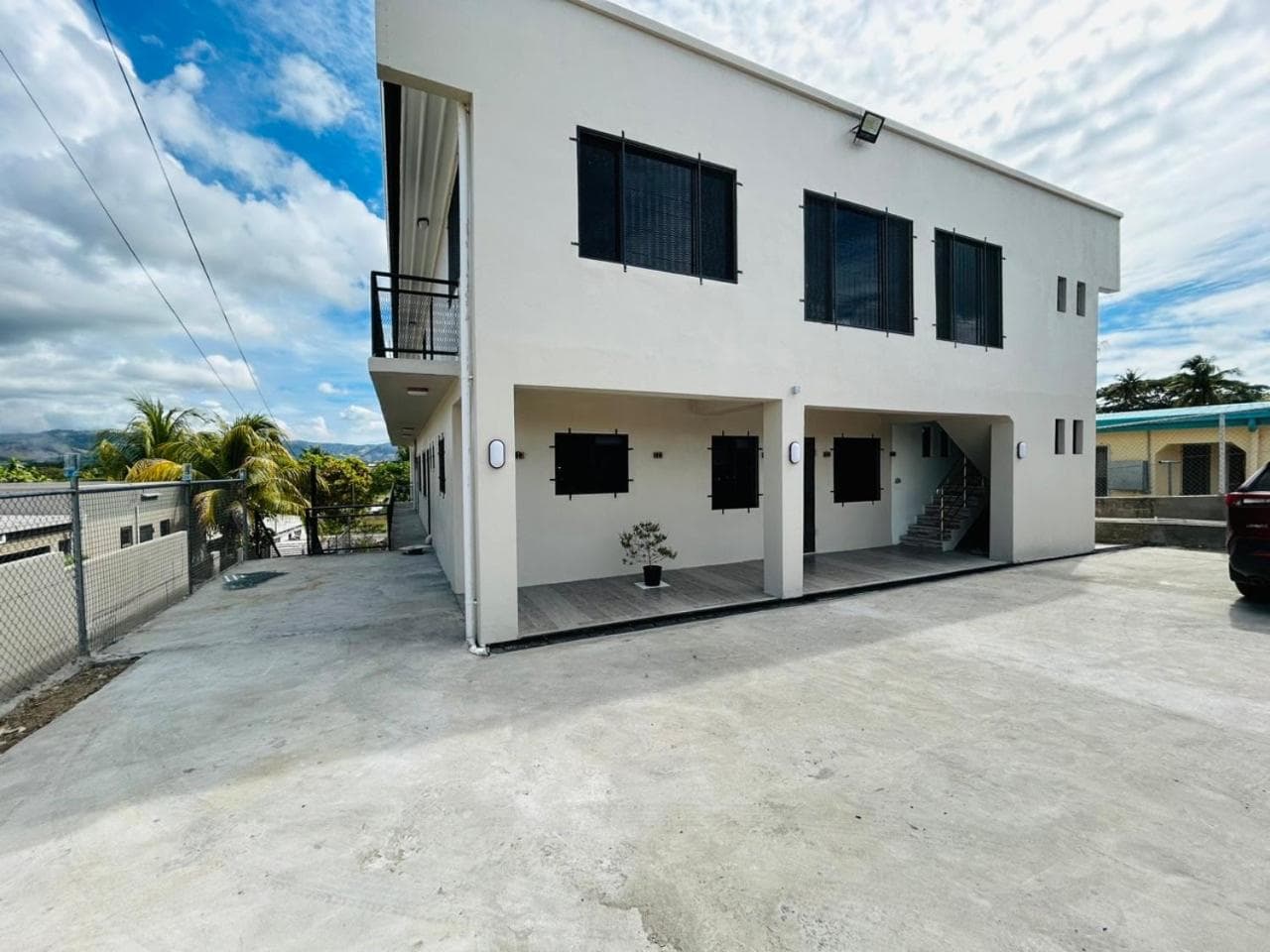 Property photograph of VNZ Luxury Apartment