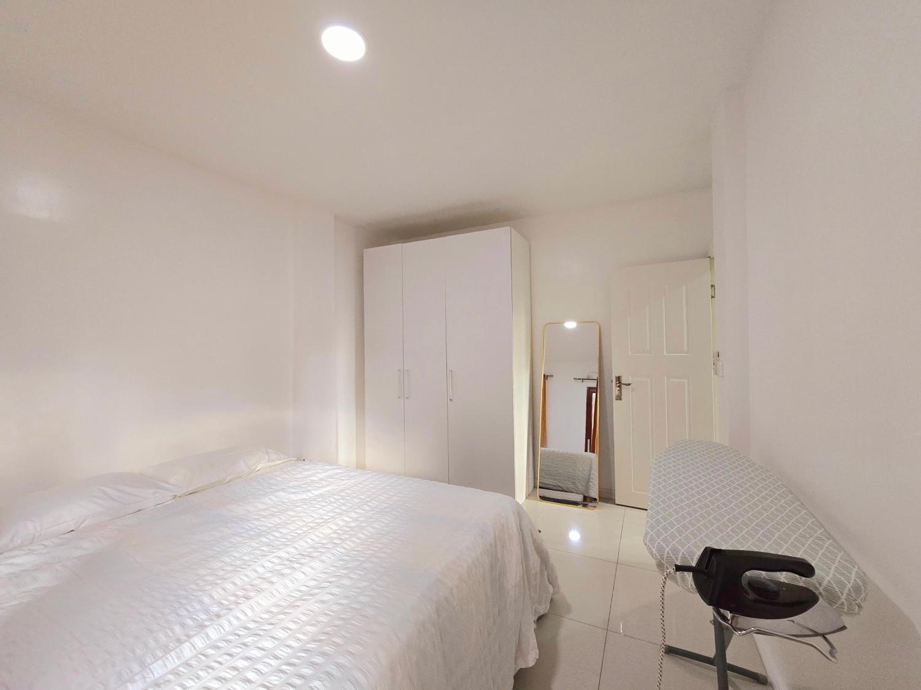 Entire 1 Bedroom Apartment in Suva City Centre property photograph