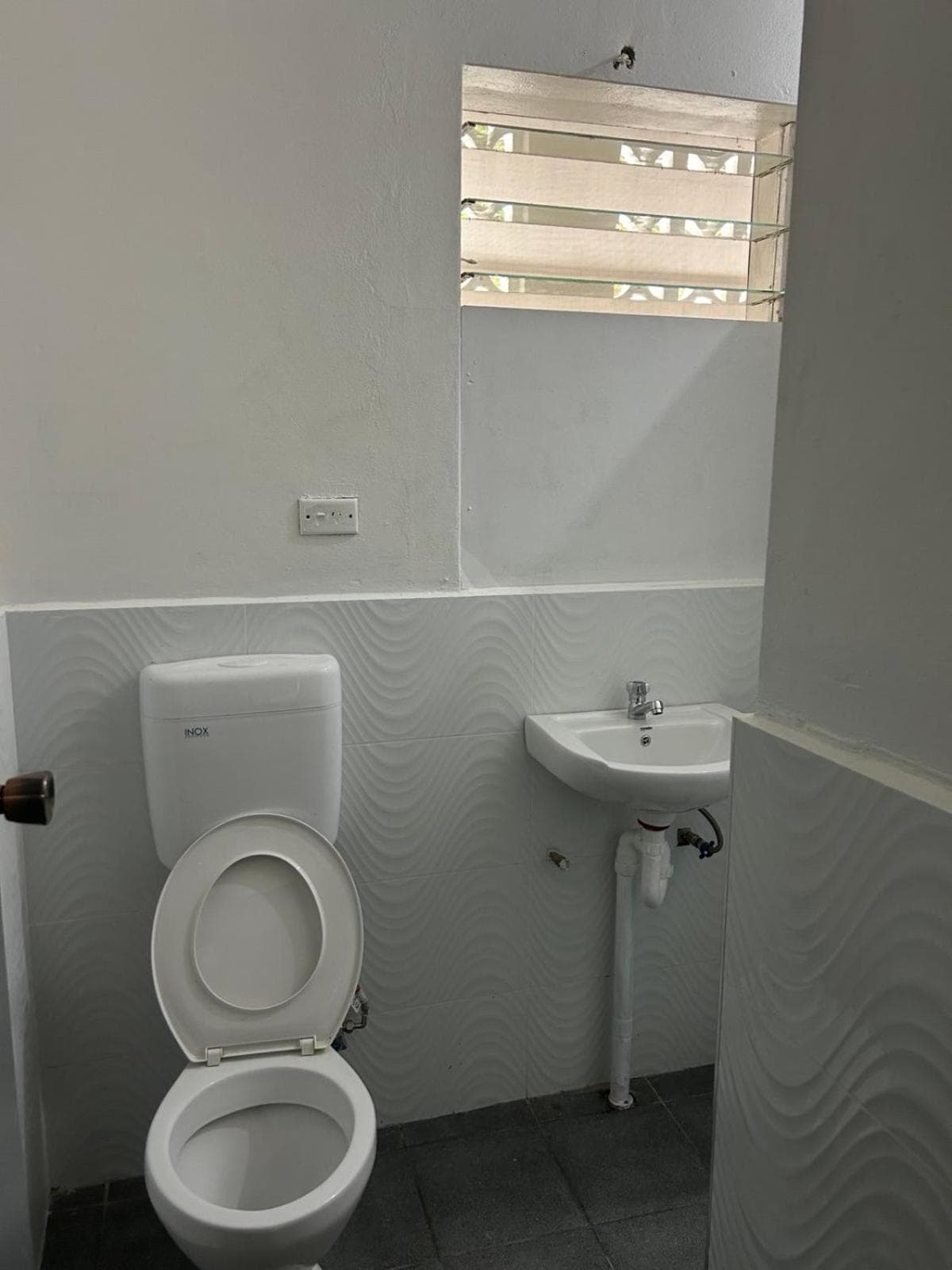 Yatu Lau Transit Hotel property photograph