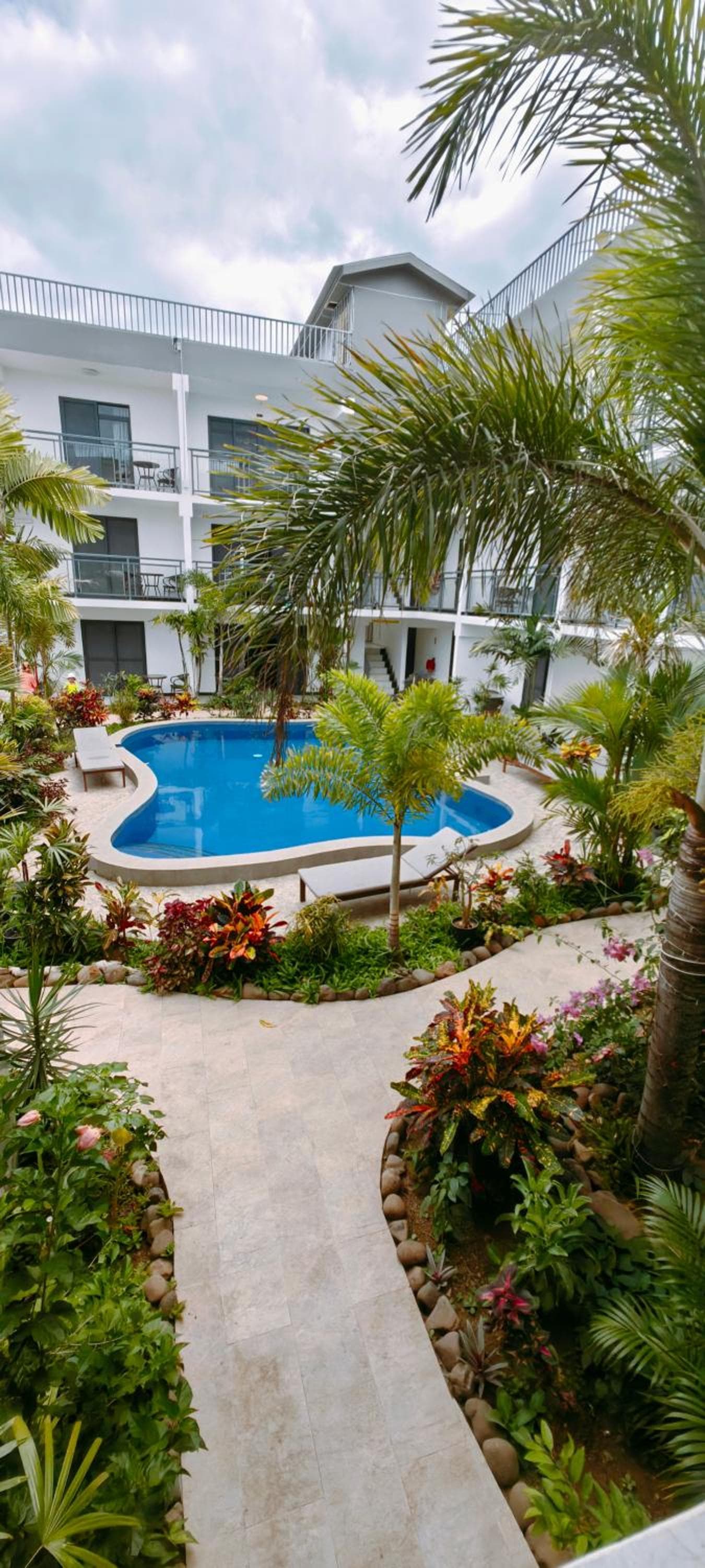Ocean Breeze Apartment Hotel property photograph
