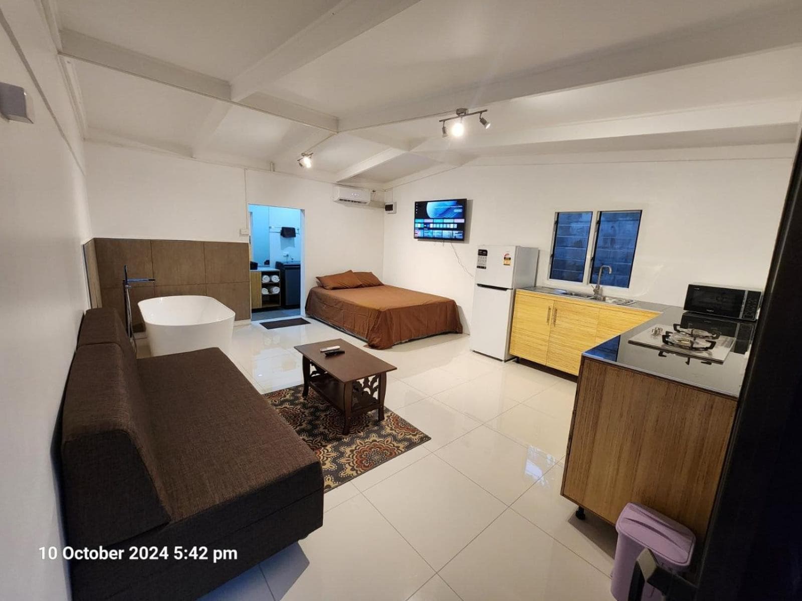 Property photograph of Deluxe Studio Retreat