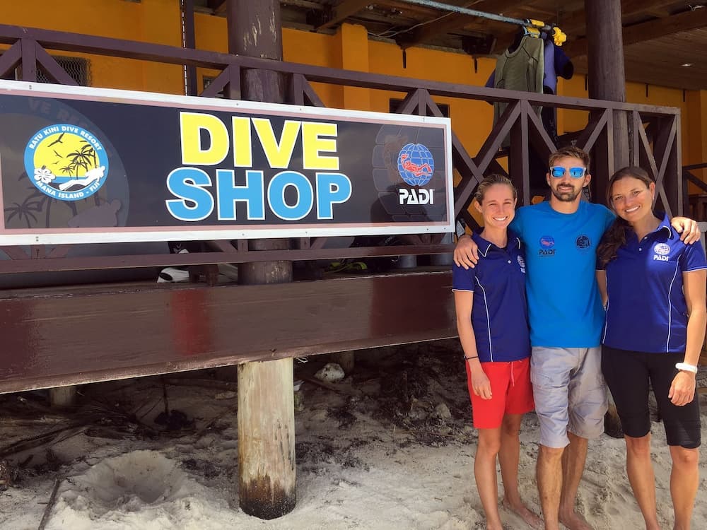 Ratu Kini Backpackers & Dive Resort property photograph
