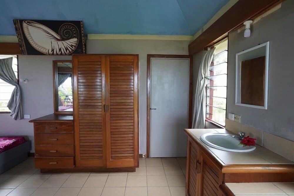 Safe Landing Eco Lodge property photograph