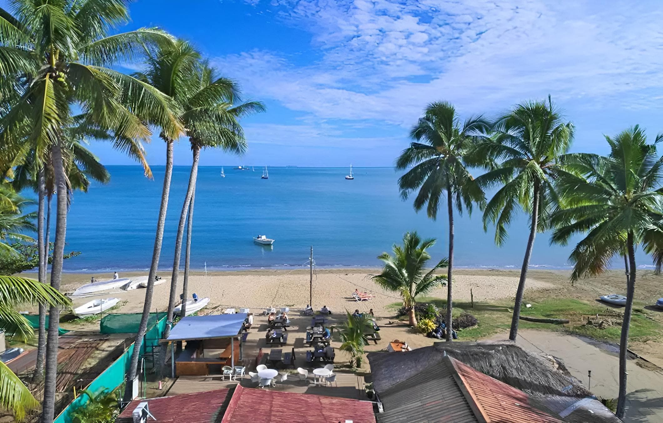 Property photograph of Travellers Beach Resort - Hostel