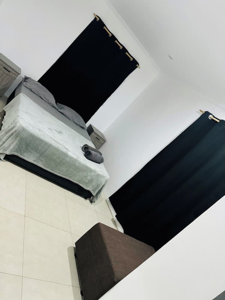 Ox Apartment property photograph