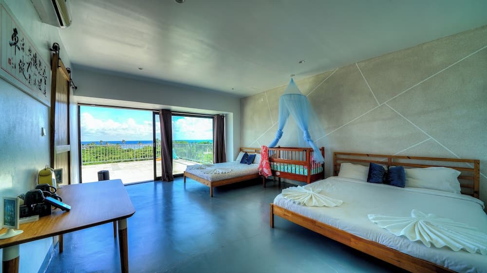 Maui Bay Home Stay Villa property photograph