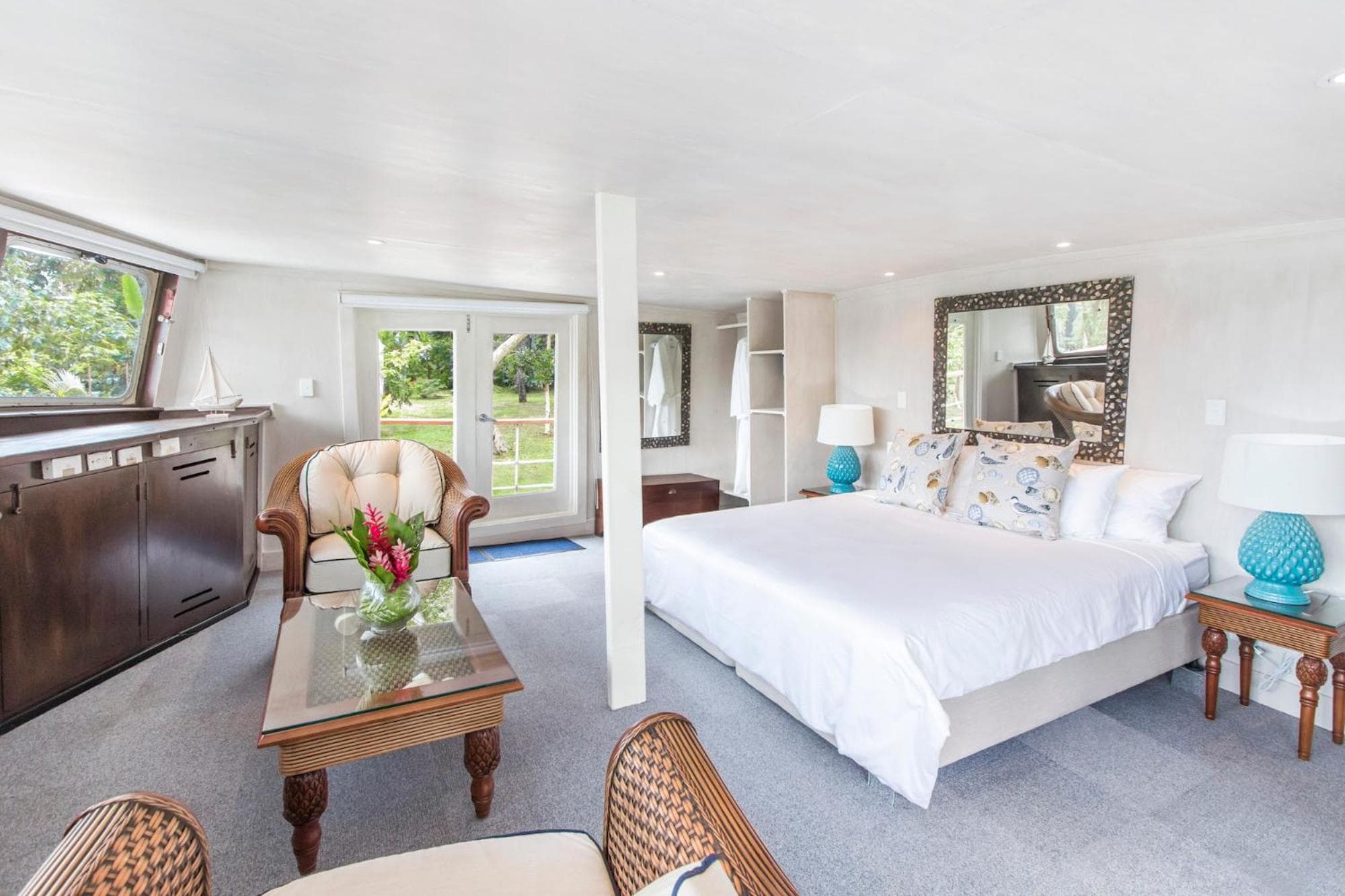 Nautical Accommodations (Penthouse) at Savasi Island Resort