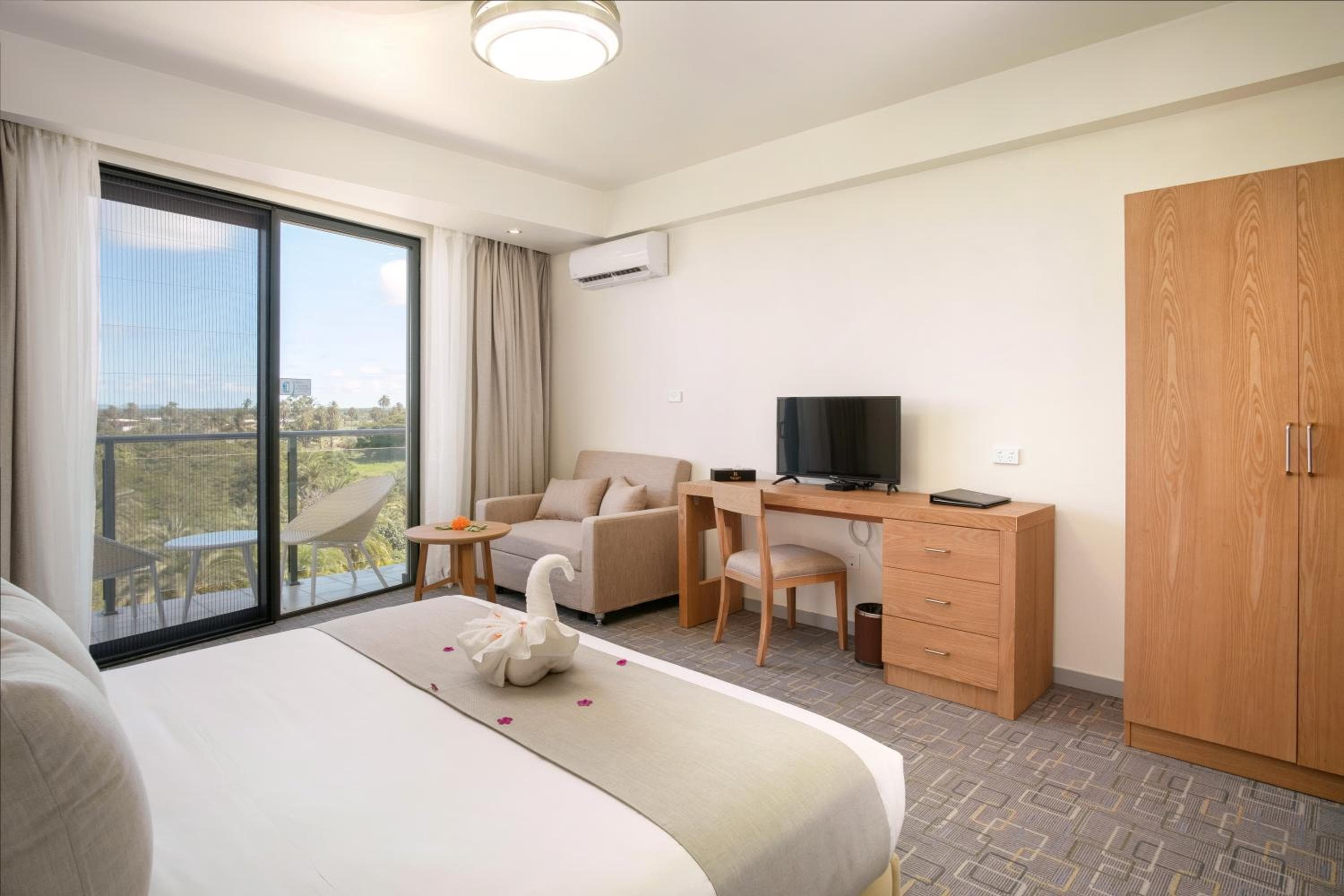 Suite - Sunset at Nalagi Hotel