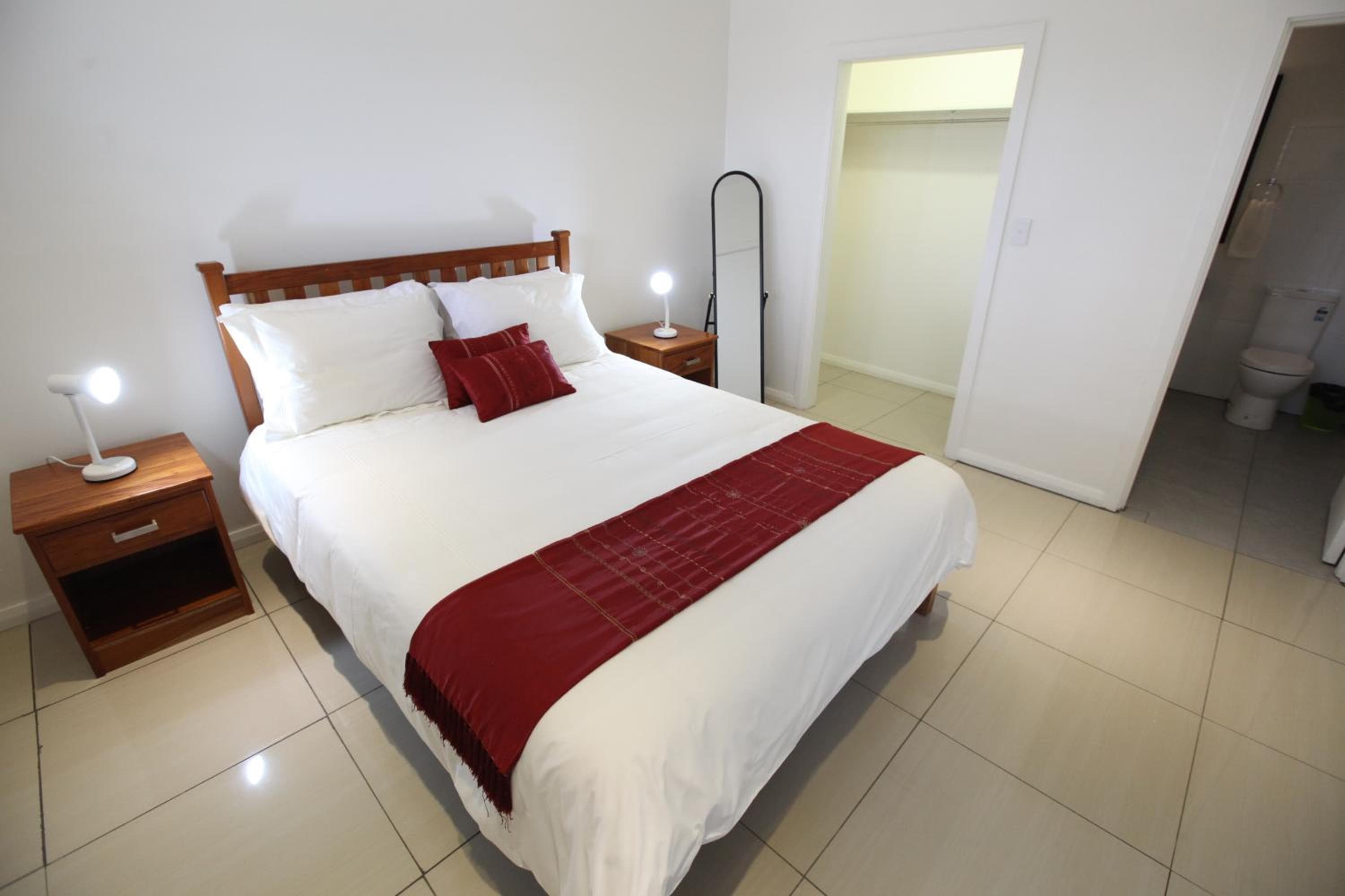Two-Bedroom Apartment at Premiere Apartments