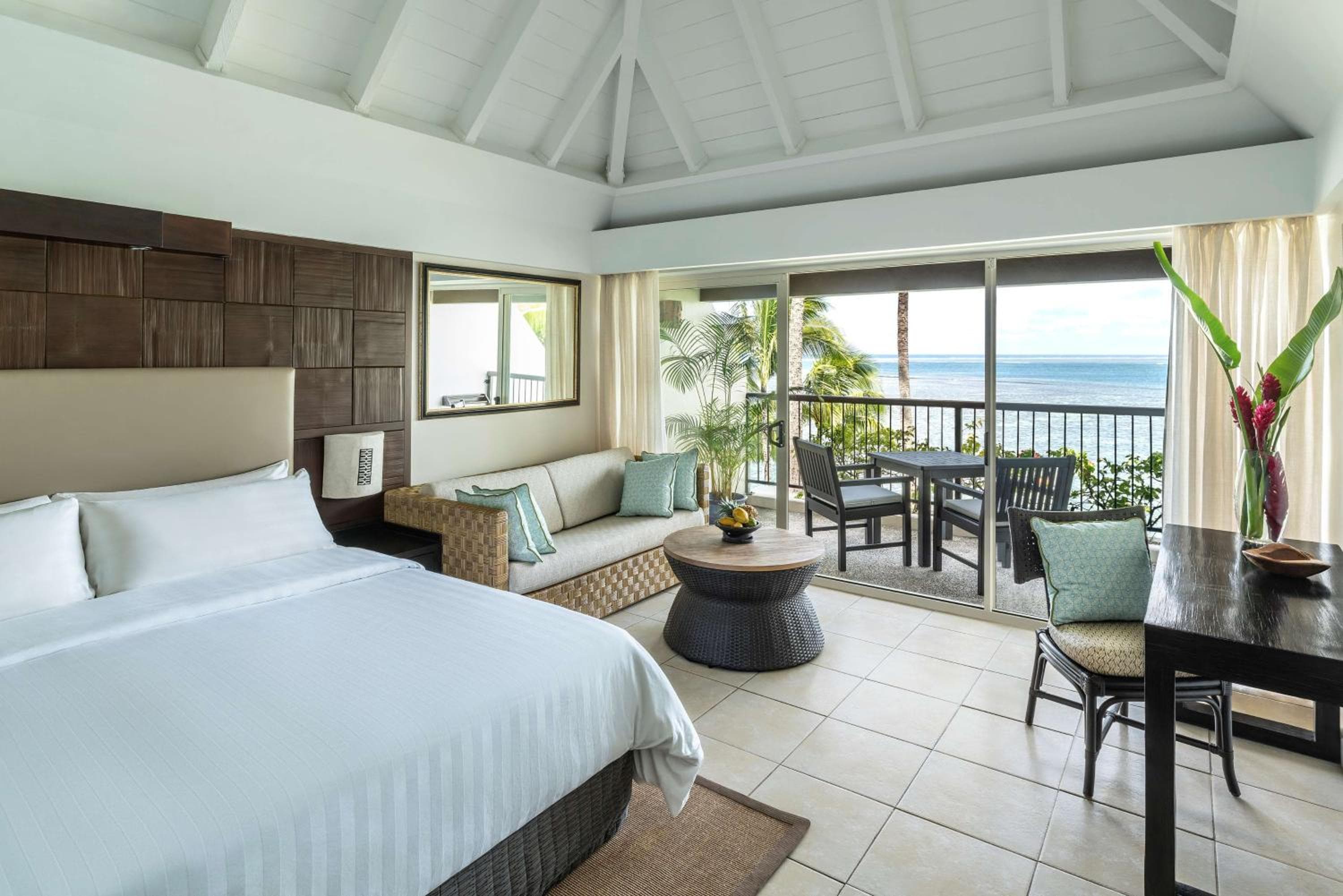 Ocean Deluxe King Room at Shangri-La Yanuca Island, Fiji