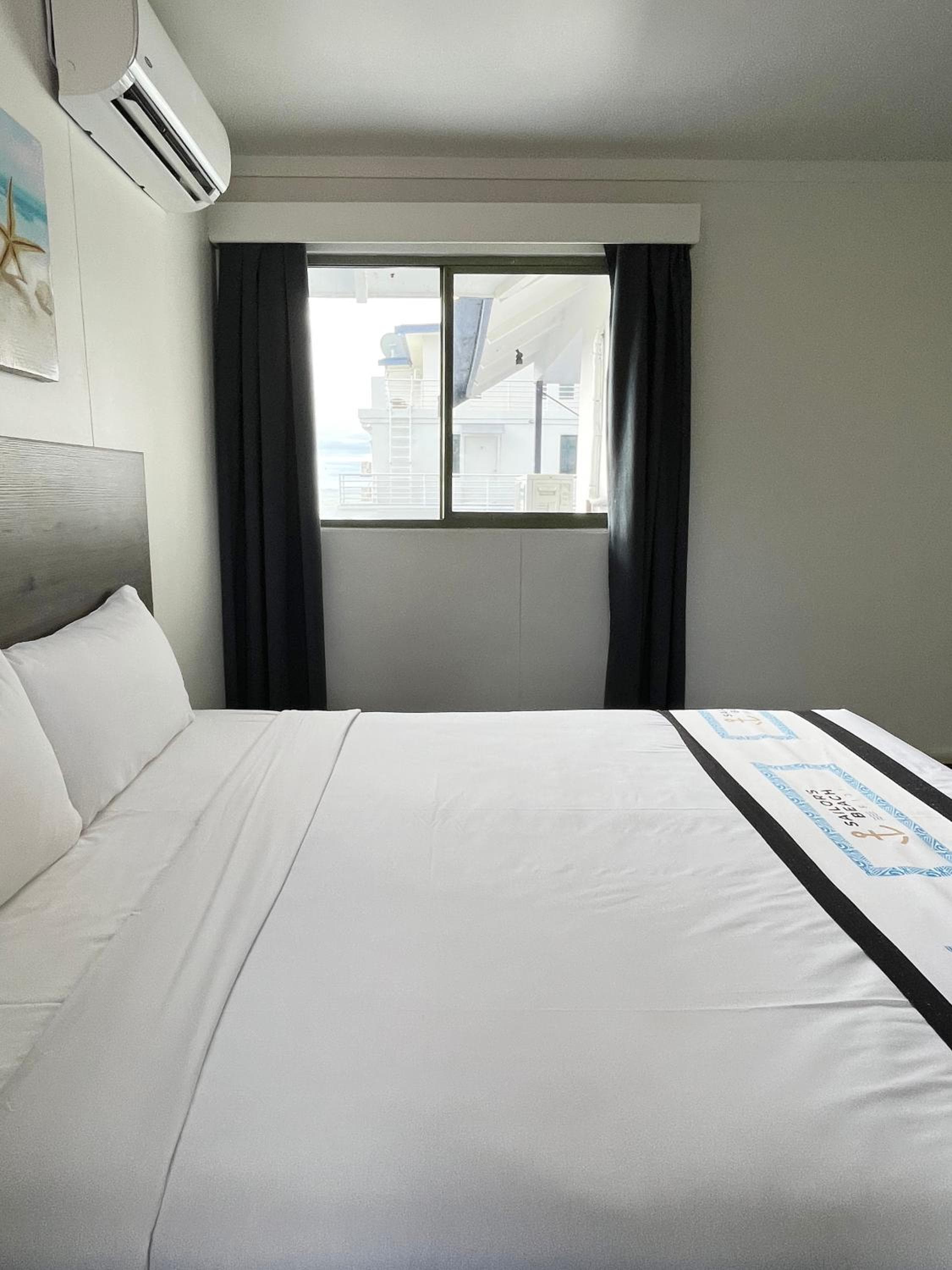 Standard Double Room at Sailors Beach Fiji