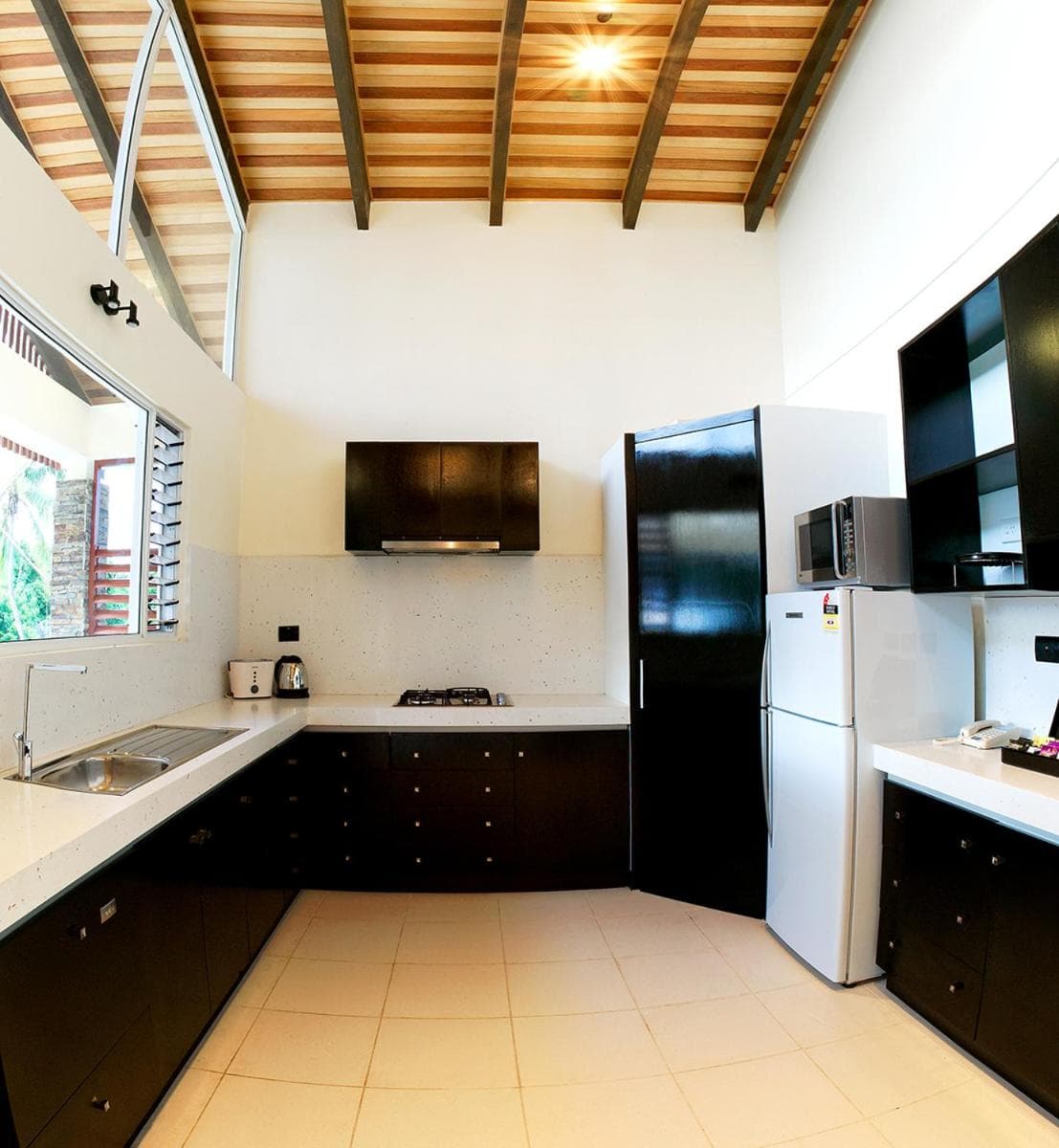 Three-Bedroom Apartment with Sea View at First Landing Beach Resort & Villas