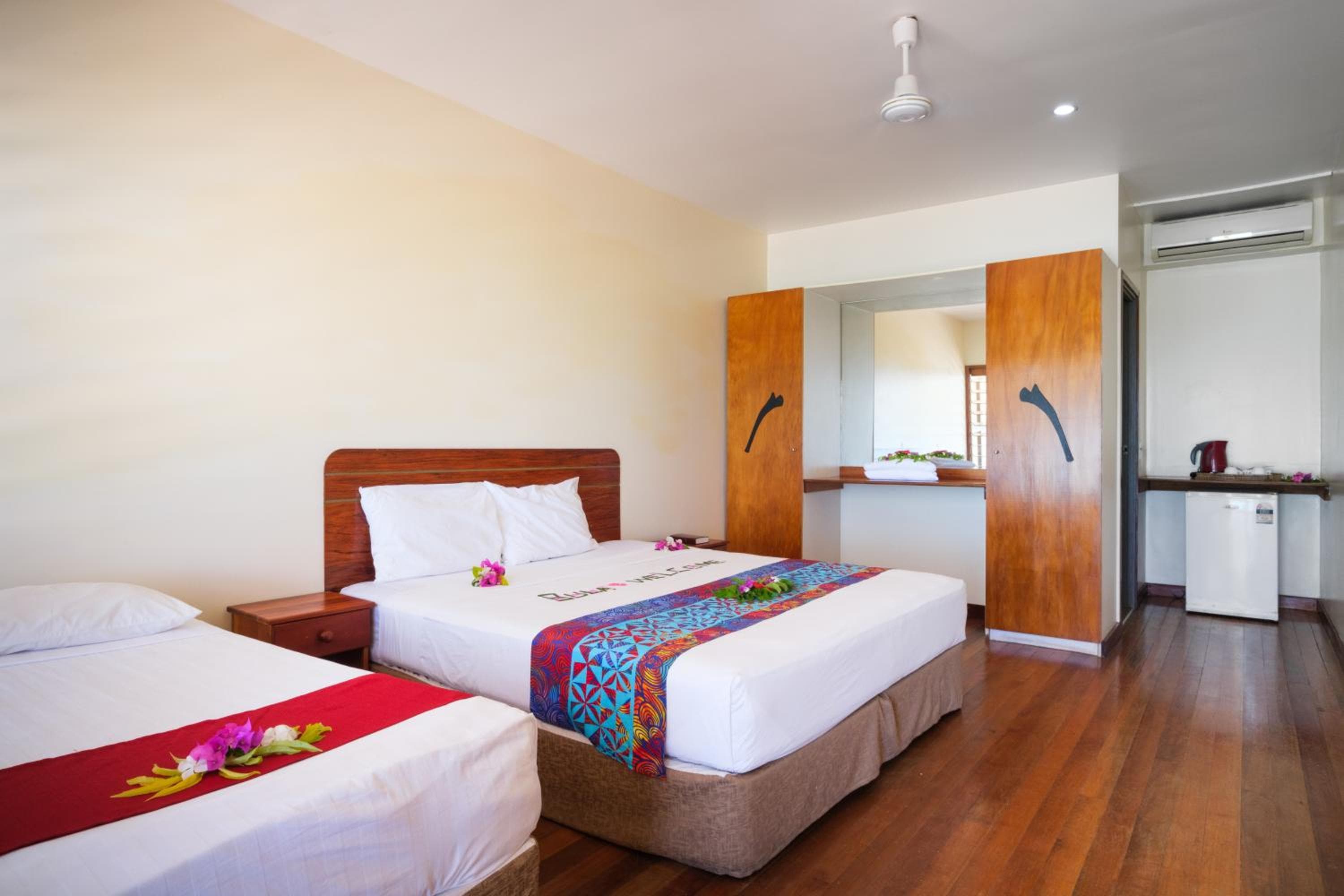Ocean View Twin Room at Beachcomber Island Resort