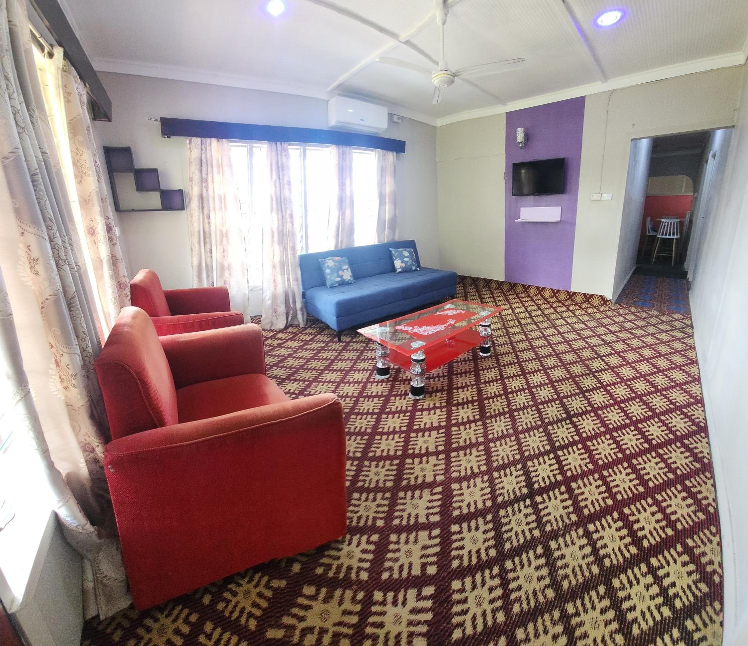 Two-Bedroom Apartment at 2 Bedroom Centrally Located Apartment