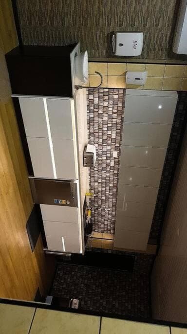 Three-Bedroom Apartment at Perfect Property Apartments