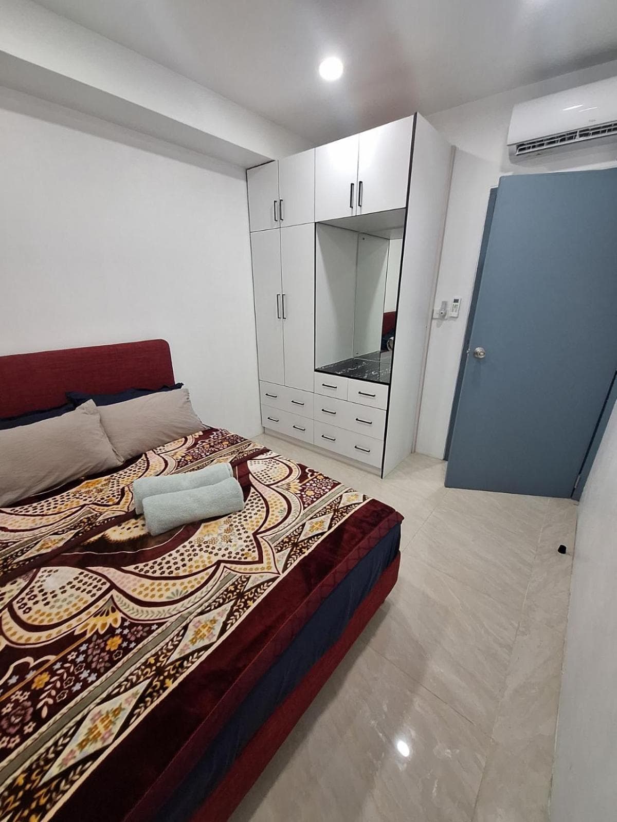 Three-Bedroom Apartment at AC Accomodation