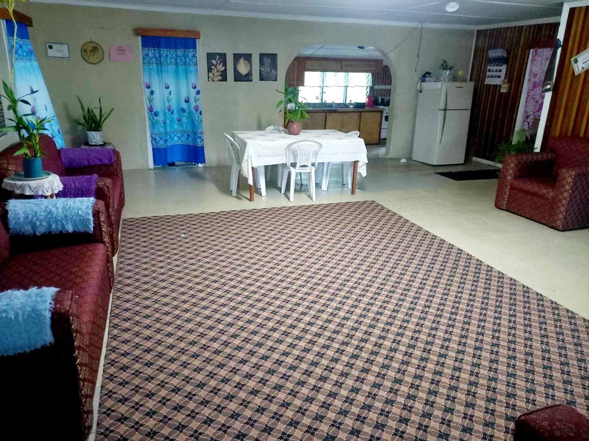 Family Room with Garden View at JayDees Home Retreats Homestay