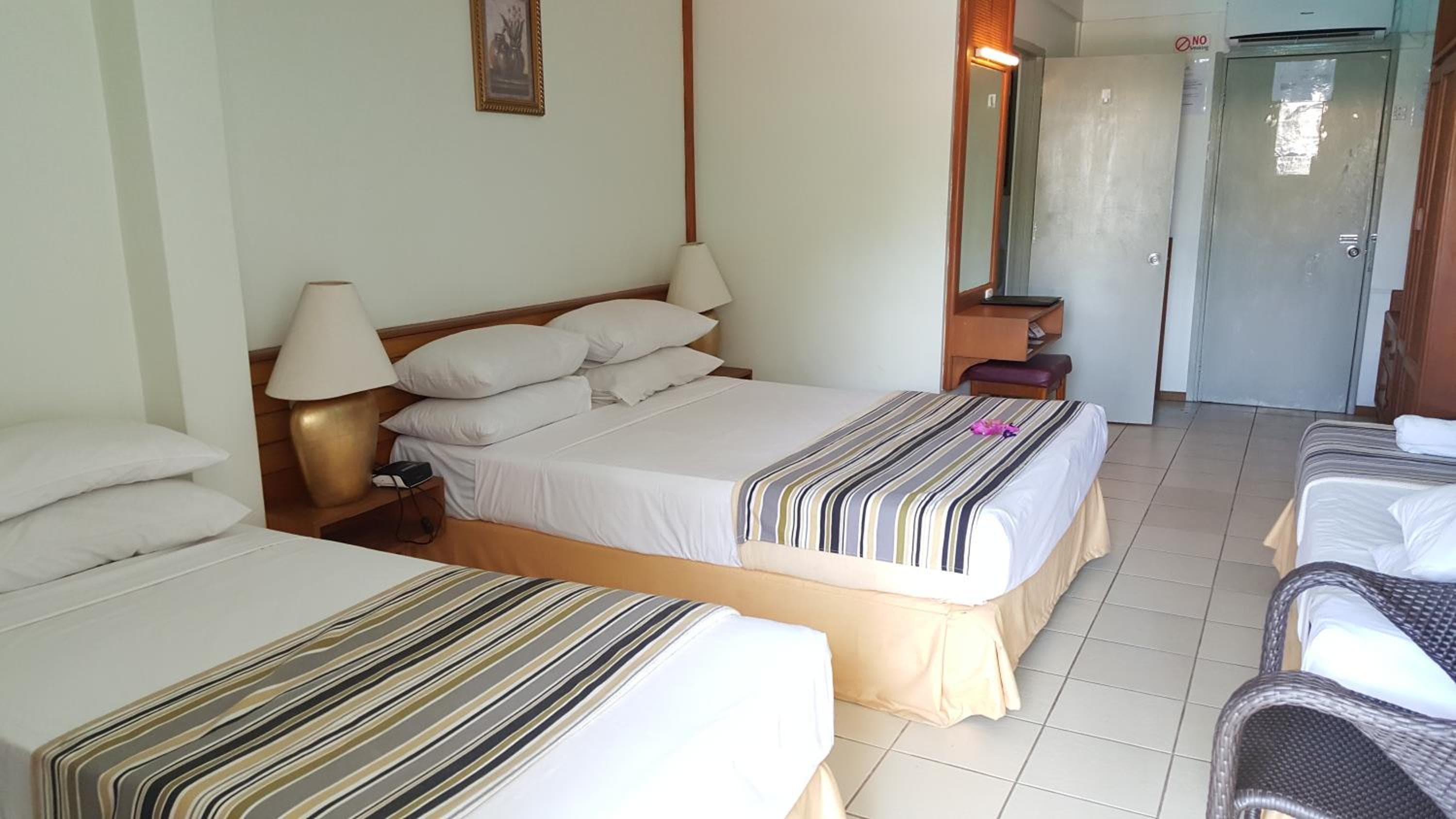 Deluxe Family Room at Hexagon International Hotel, Villas & Spa