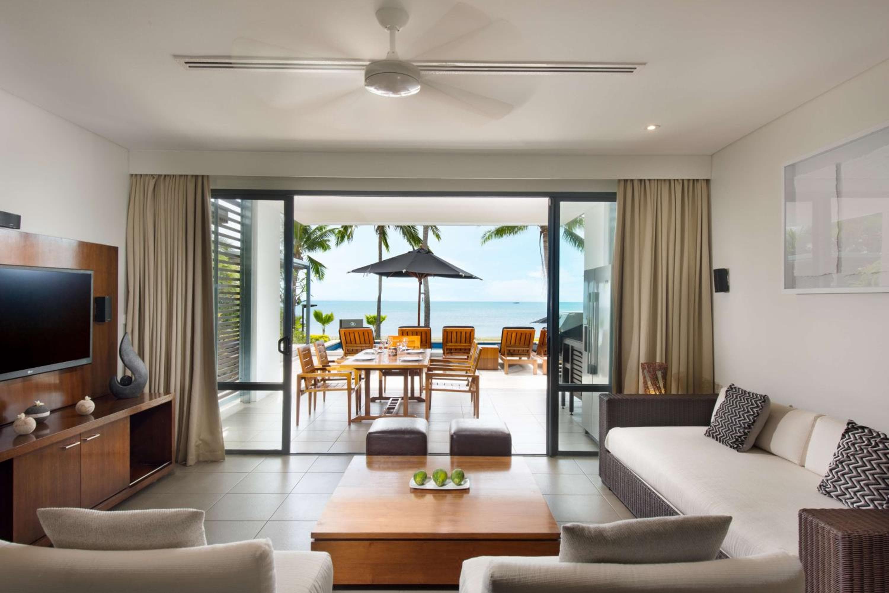 Deluxe Three-Bedroom - Beach Front at Hilton Fiji Beach Resort and Spa