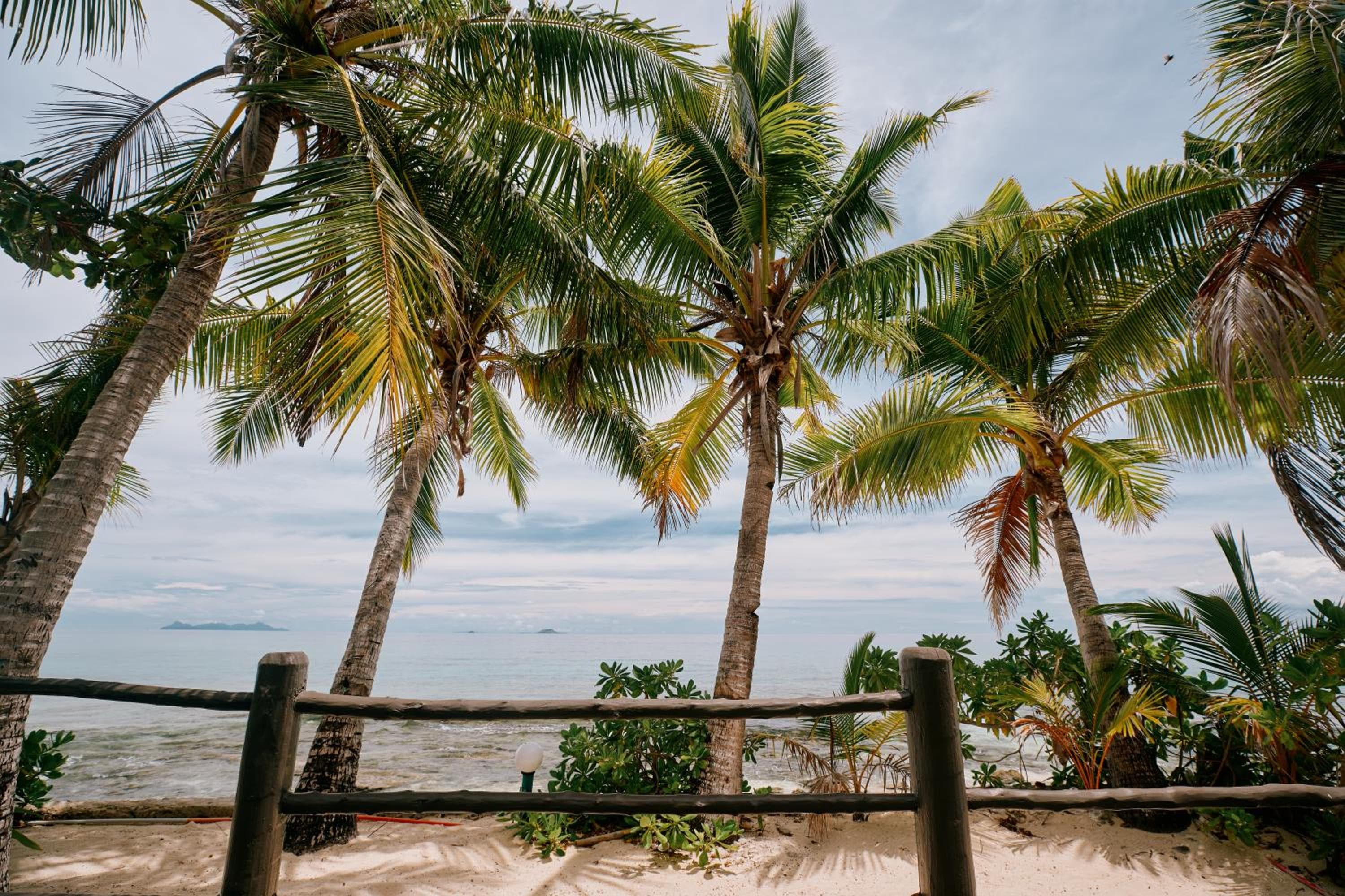 Deluxe Ocean View at Beachcomber Island Resort