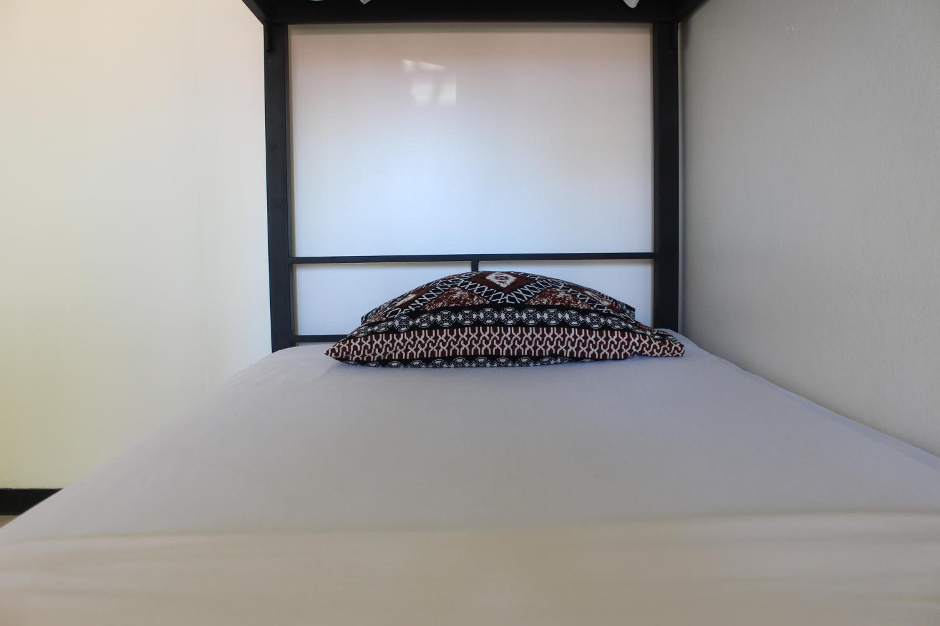 Budget Twin Room at Bamboo Backpackers