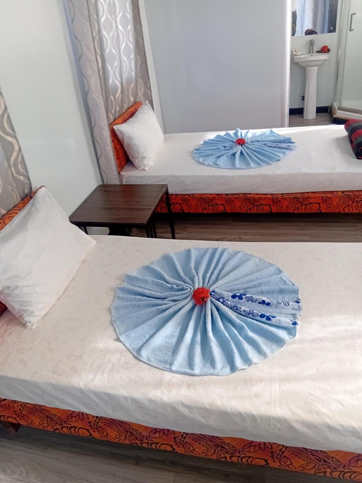 Single Room with Garden View at Shalini Garden Hotel & Apartments