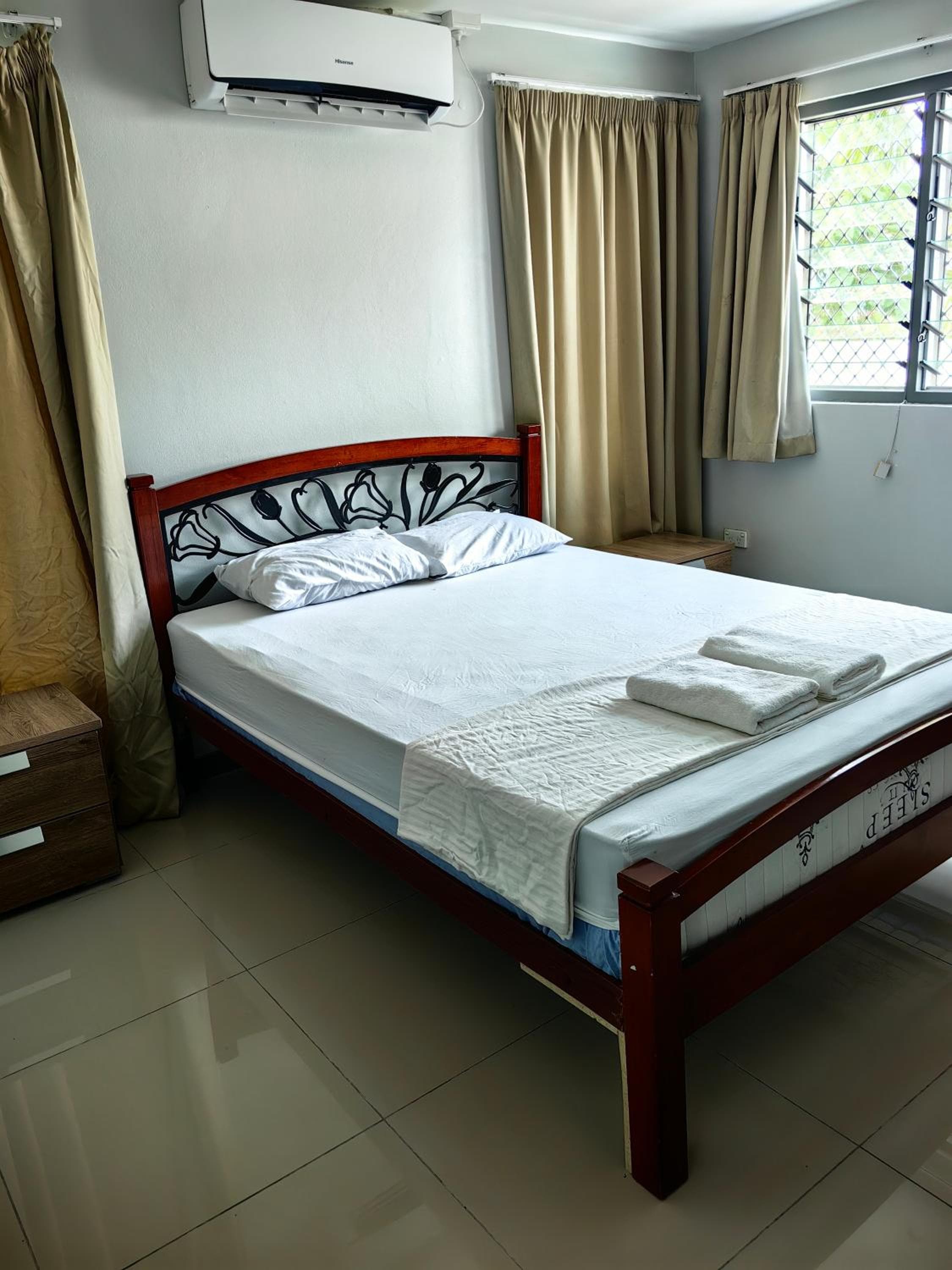 Double Room at Pacific FairPrice Private room, shared kitchen