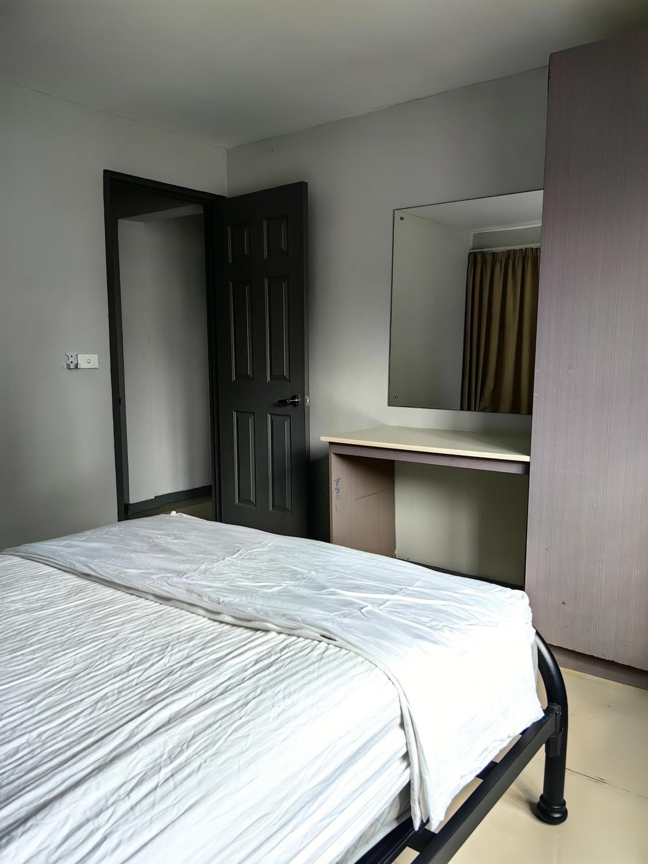 Double Room with Shared Bathroom at Pacific FairPrice Private room, shared kitchen
