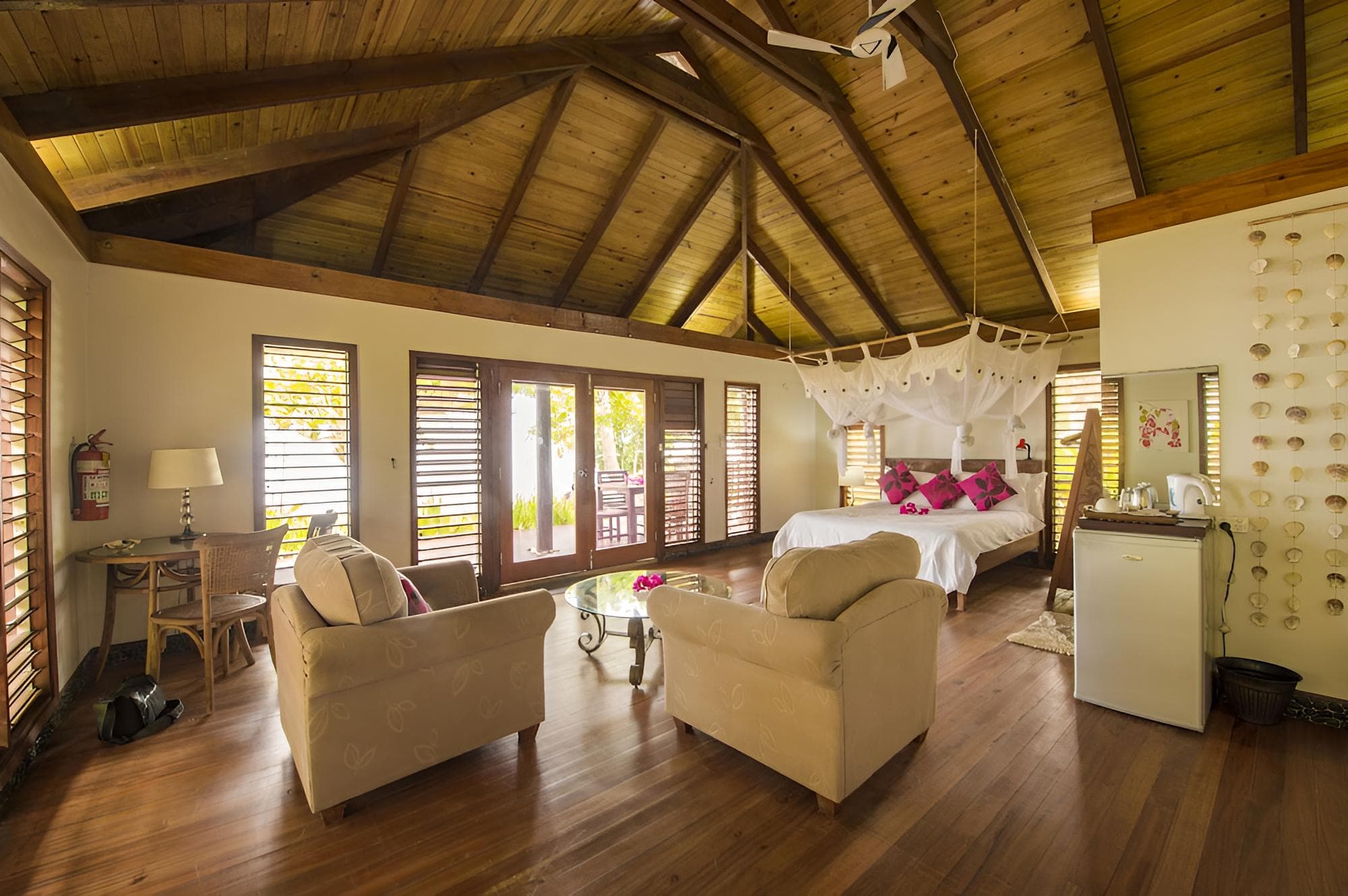 Lomalagi Bungalow at deVos - The Private Residence
