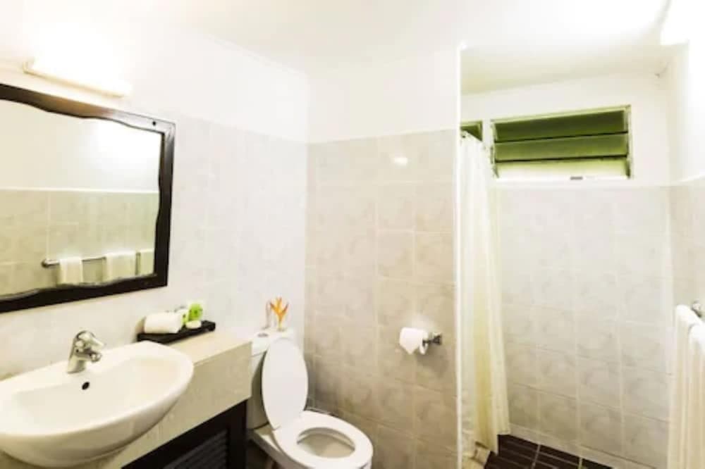 Garden View Bure at Tambua Sands Beach Resort - Adults Only