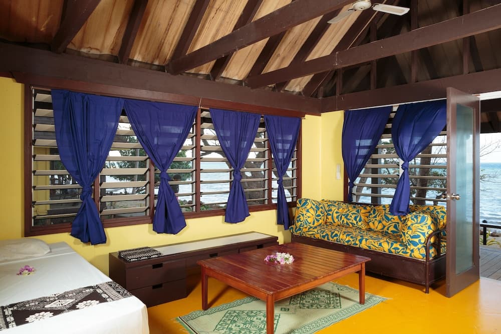 Two Bedroom Beachfront Bure at Funky Fish Beach & Surf Resort - Hostel