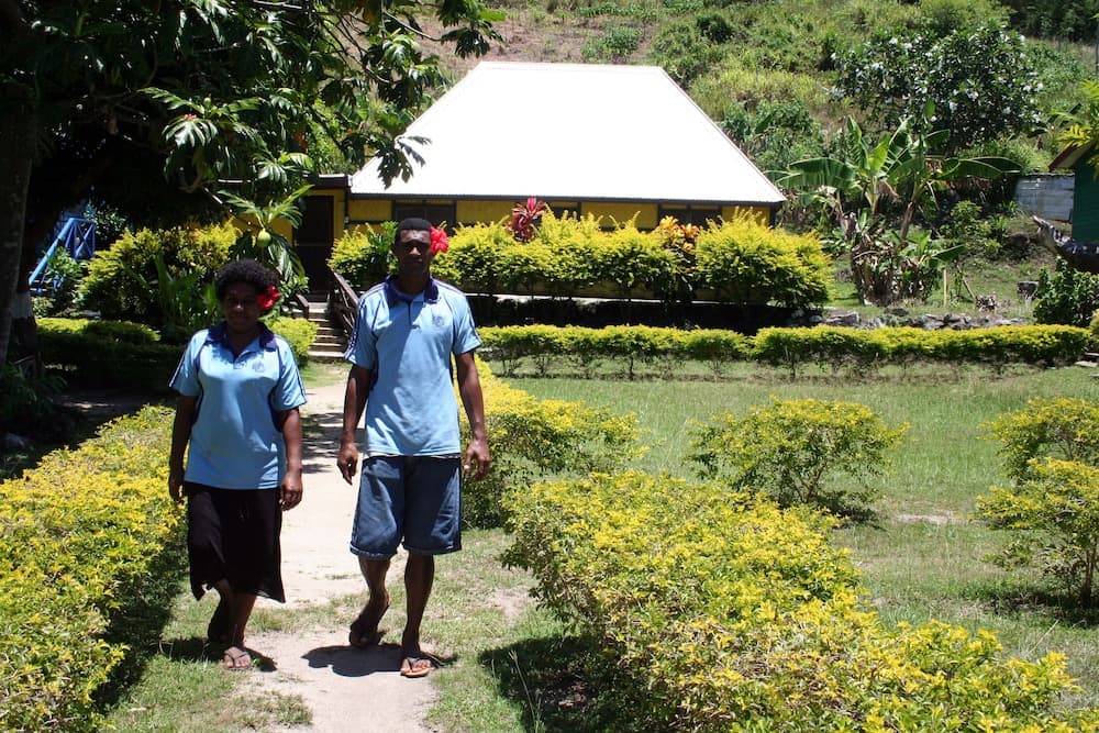 Family Garden Bure at Ratu Kini Backpackers & Dive Resort