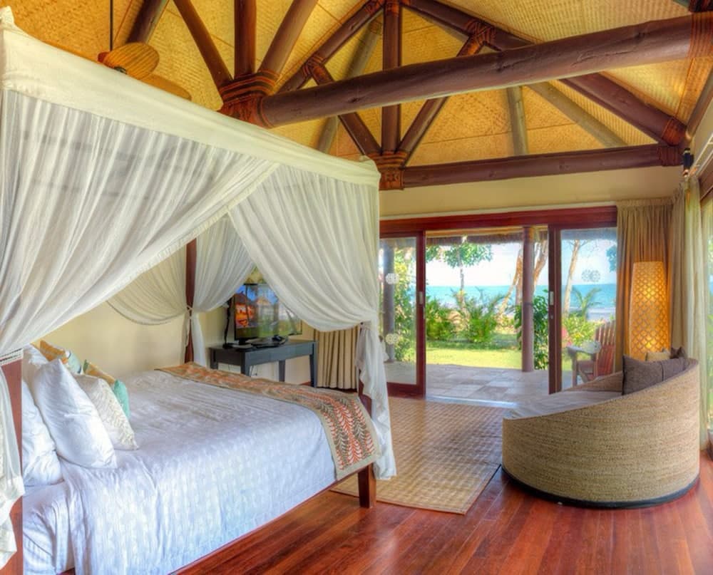 Beachfront Spa Suite at Nanuku Resort Fiji