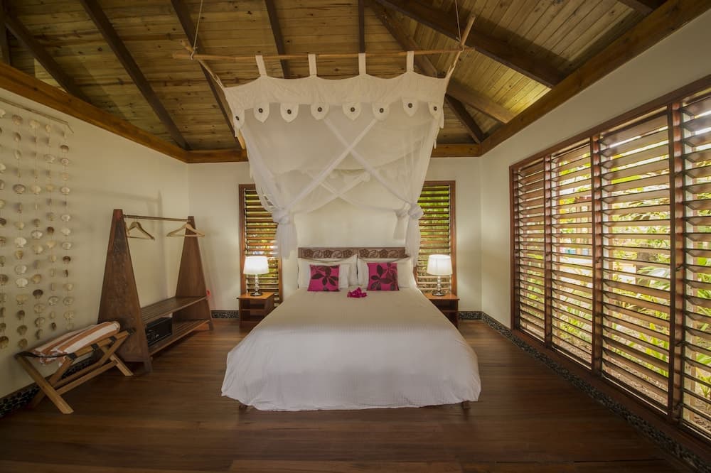 Hibiscus Bungalow at deVos - The Private Residence