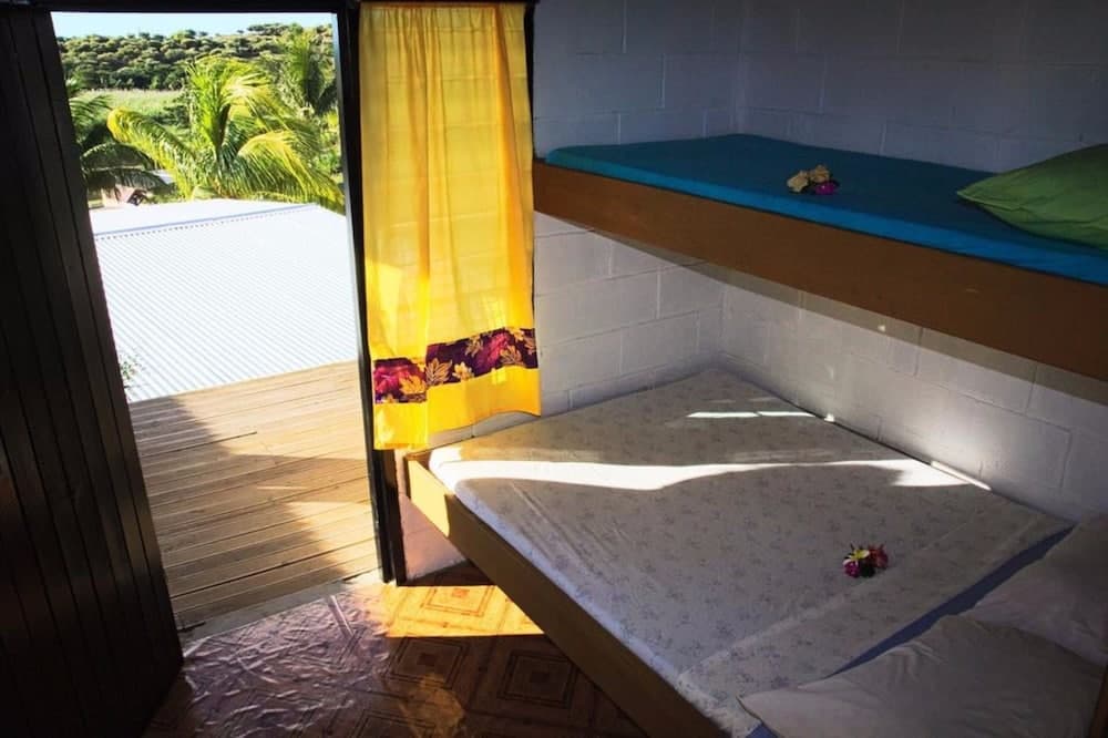 Honey 1 - Female Only at The Beehive Fiji