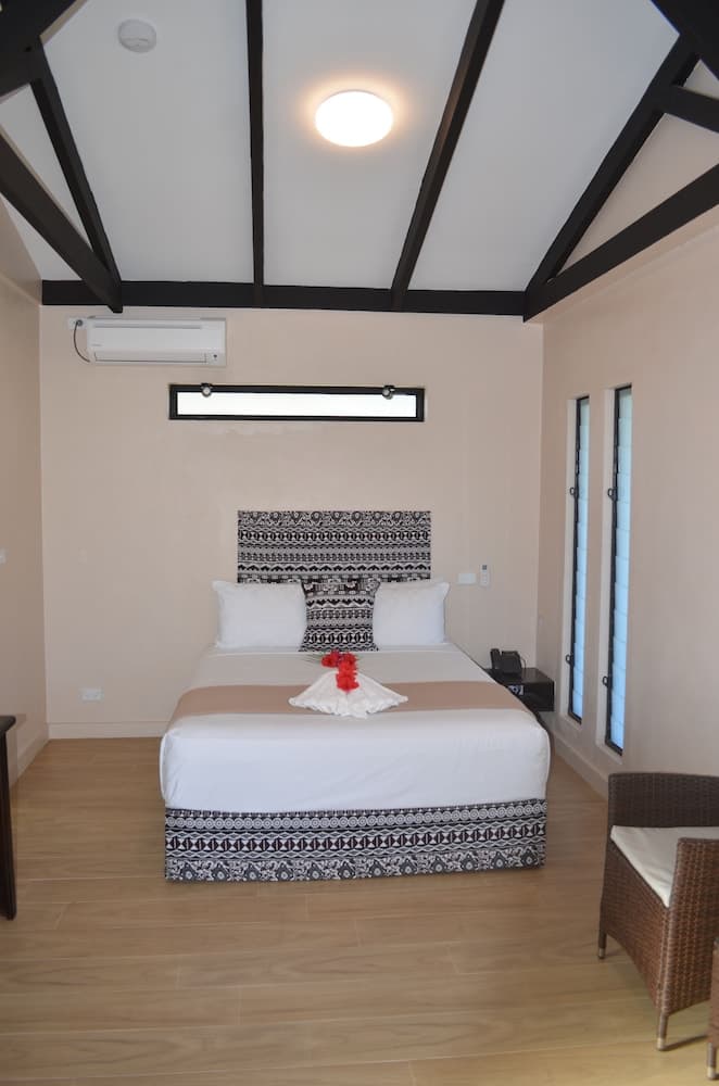 Queen Room With Garden View at Seatiki Resort Fiji On the Coast
