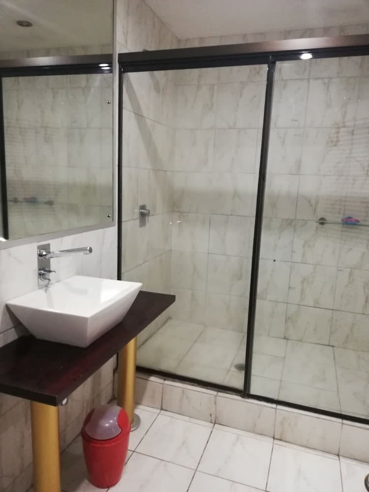 Classic Studio, 1 Double Bed, City View at De Vos on the Park