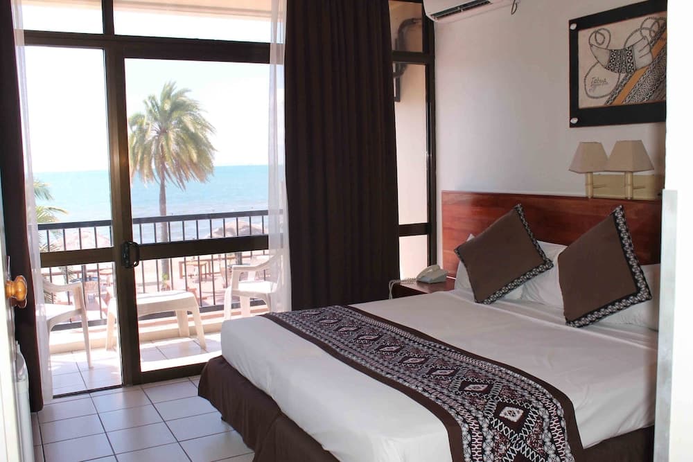 Oceanfront King or Twin Room with Balcony at Smugglers Cove Beach Resort and Hotel