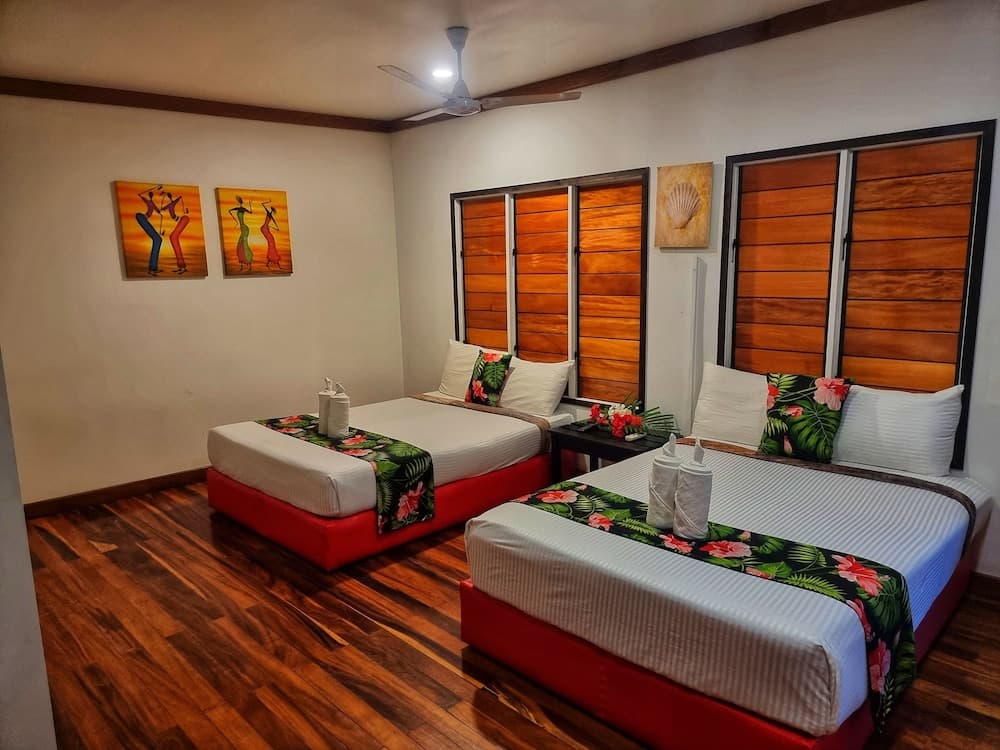 Deluxe Twin Room at Golden Point Resort