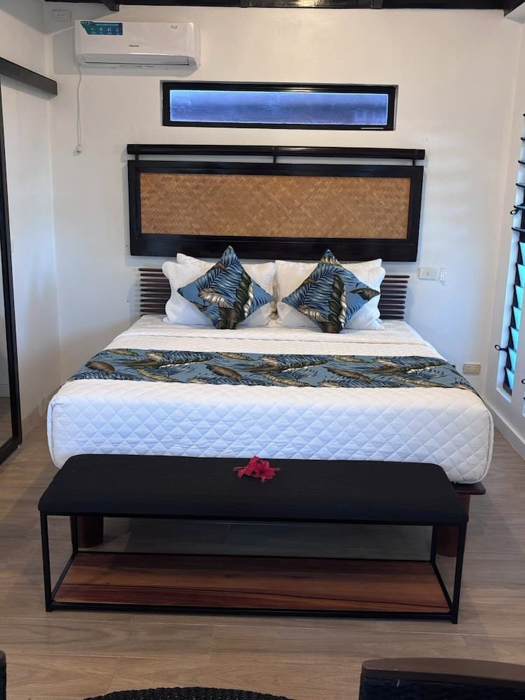 Luxury Villa, Patio, Pool View at Bulabard Villas