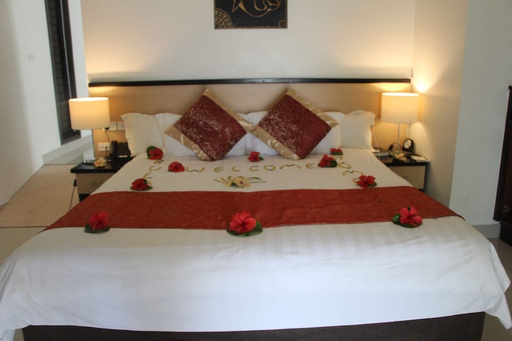 Hotel Suite at Landers Bay Resort & Spa Fiji - Adults Only