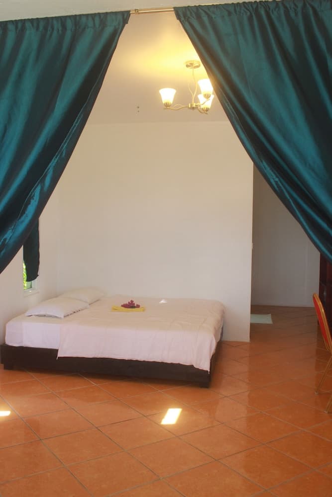 Superior Room at Coral Lagoon Fiji Resort